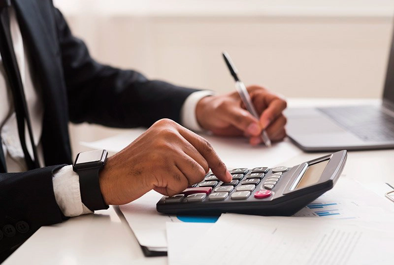 O-que-e-taxa-referencial-e-como-influencia-os-financiamentos-e-investimentos